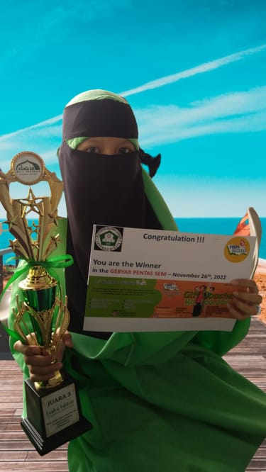Siswi SDQTA Al Ma’wa meraih juara dalam lomba MHQ